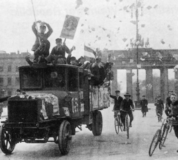 Allemagne / Berlin /  Elections au  Reichstag