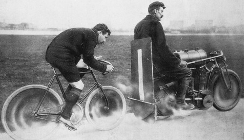 French cyclist Paul Guignard sets up a world speed record of 101,623 km/h