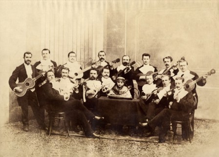 Delton, Orchestra of circus musicians