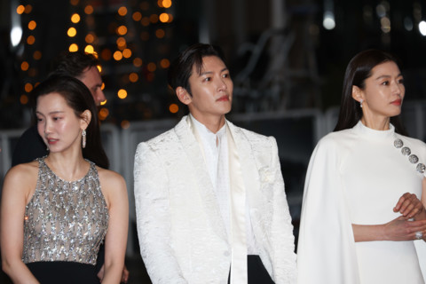 Hyun-Been Shin, Ji Chang-wook, Gianna Jun