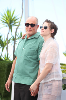 Woody Harrelson and Kristen Stewart