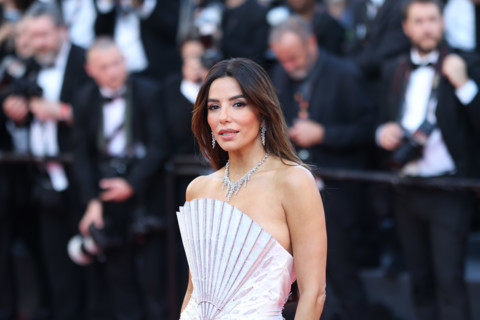 American actress Eva Longoria (in Tamara Ralph) at Histoires De La Nuit (The Birthday Party) Red