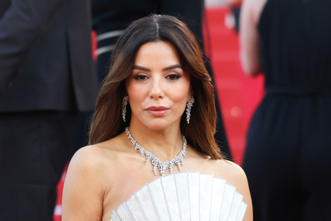 American actress Eva Longoria (in Tamara Ralph) at Histoires De La Nuit (The Birthday Party) Red