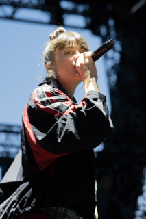 Noga Erez