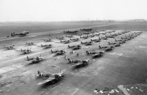 British aeronautics industry, 1943-1944.