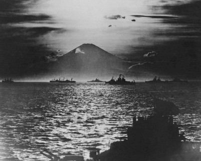 Allied warships in the Bay of Tokyo, September 2, 1945.