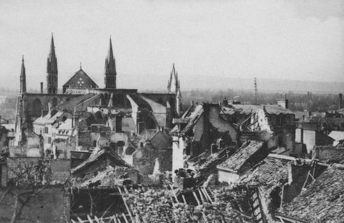 Reims après les bombardements