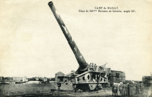 WWI artillery piece