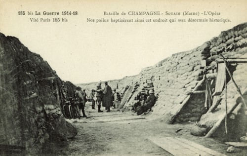 French soldiers preparing the Second Battle of Champagne, 1915