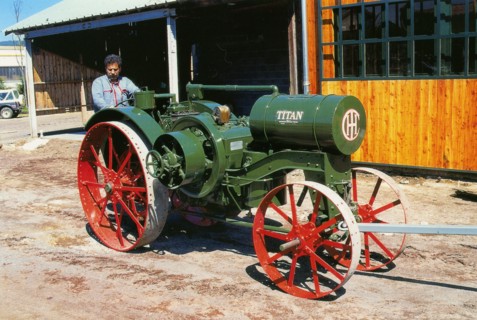 American Titan tractor, 1919