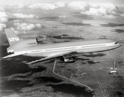 Lockheed L-1011 during a flight, 1973