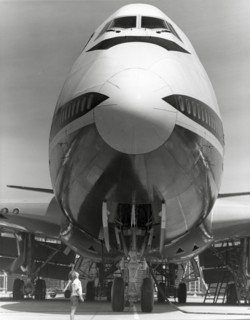Boeing 747