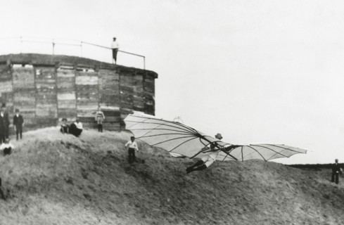 Otto Lilienthal on a test flight in 1893
