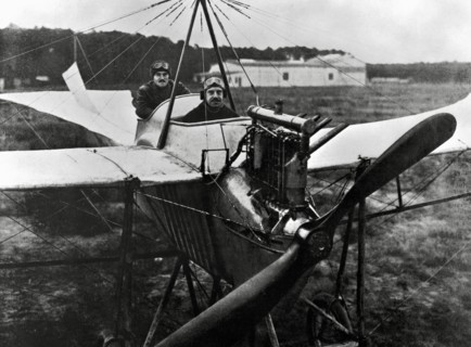 The military aeroplane 'Rumpler-Eindecker", 1912
