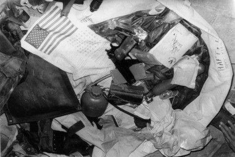 American pilote captured, equipment found with him