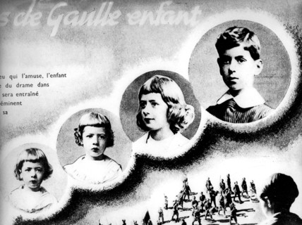 Charles De Gaulle child with his brothers and sisters