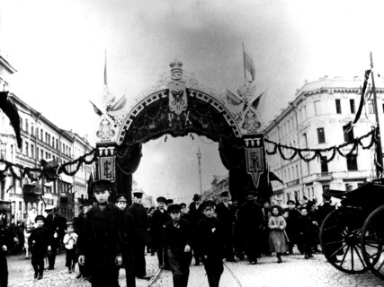 Vue d'une rue de Moscou lors du voyage de Loubet en Russie