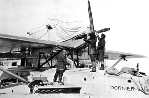 Conquest of the poles / Captain Amundsen : "My polar flight"