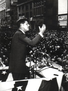 Kennedy à New York, 7e Avenue, lors de sa campagne électorale