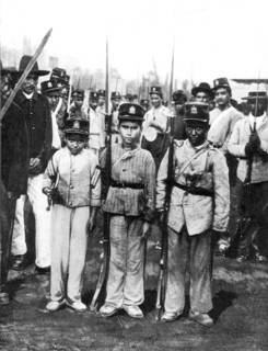 Guerre civile dite "Guerre des mille jours". Soldats enfants de l'armée gouvernementale