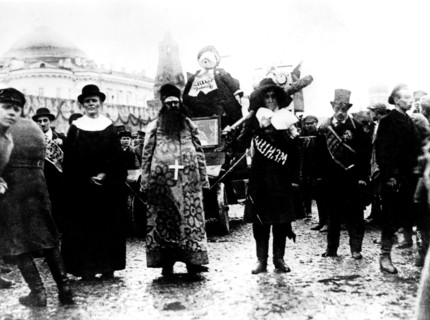 Carnaval anti-religieux à Moscou