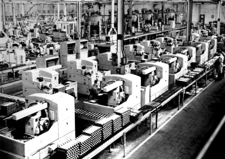 Usine Renault du Mans : usinage des couples coniques