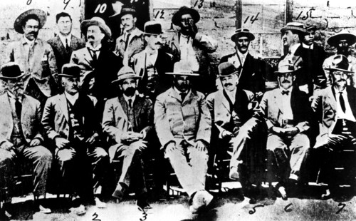 Before the attack. Sitting down : Garranza Vasquez Gomez, Madero, Gonzalez Mautorena, Fuentez and Orozco. Standing : Villa, Gustave Madero and his father, Garibaldi, Gonzalez Garza, De Luz Blanco, San...