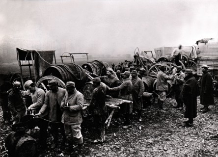 Soldiers are given wine, 1916