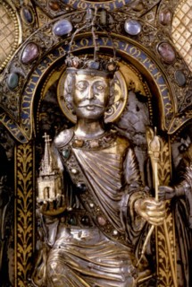 Trésor d'Aix-la-Chapelle. Châsse de Charlemagne