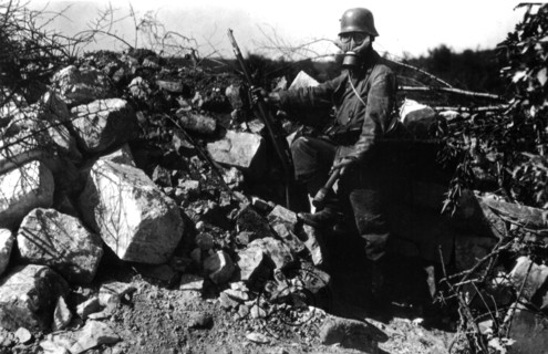 Avant-poste avec gaz à Verdun (1916)