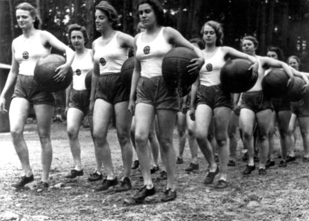 Stauffel propaganda (propaganda organization of the Nazi party), women's work camp