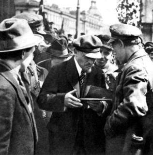 Moscow. Laying of the first stone of the memorial to Karl Marx. Lenin signing.