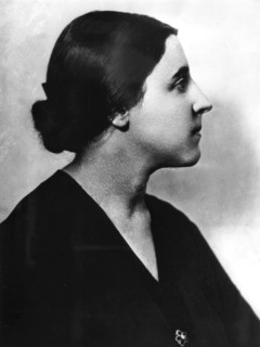 Nadia Alliloneva, Stalin's second wife, aged 30