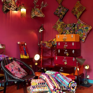 Boutique Antoine et Lili a Paris