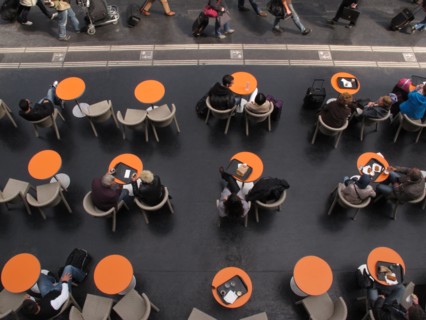 Cafeteria a la Gare de l'Est a Paris