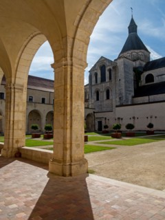Prieuré Notre-Dame de La Charite-sur-Loire