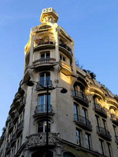 Former Félix Potin grocery building