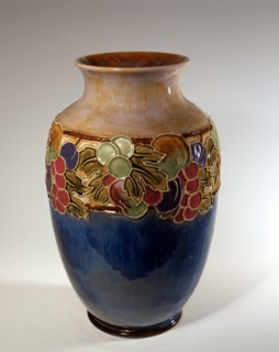 "Royal Doulton" Vase