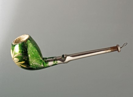 Christmas bauble: Pipe