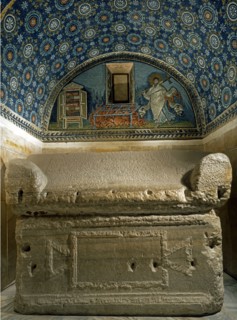 Vue intérieure du Mausolée de Galla Placidia à Ravenne