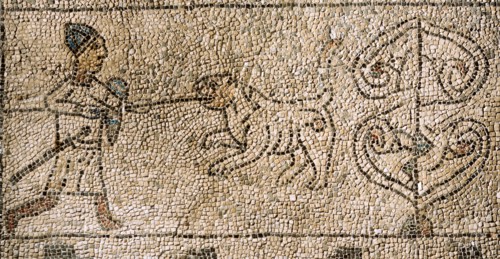 Mosaïque : chasseur armée d'une lance