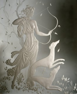 Engraved mirror of a Diane chasseesse from the Verrerie Brusotti