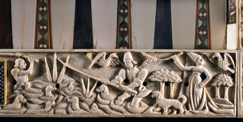 Ivory chessboard, ebony wood and iron. Detail. Duck hunting in the pond. The drummers with the dogs.