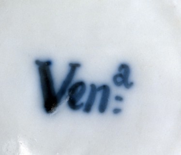 Signature sur porcelaine