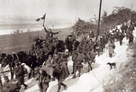 Retour des troupes italiennes et autrichiennes à la fin de la guerre, en 1918