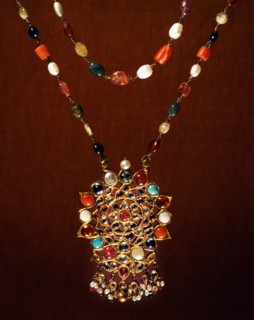 Bijou "Navaratna"