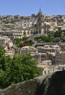 Vue panoramique sur la ville de Modica (Sicile)