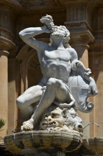Fontaine d'Hercule à Noto (Sicile)