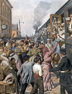 Guerre entre l'Espagne et le Maroc. Les familles des rappelés tentent d'empêcher leur départ de Madrid pour Melilla (1909)