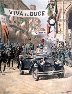 Arrivée triomphale de Mussolini à Turin (1932)